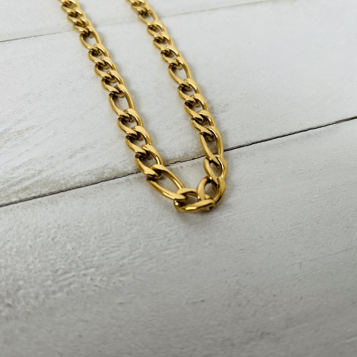 Gold 5mm Figaro Chain - HimleyJewelry