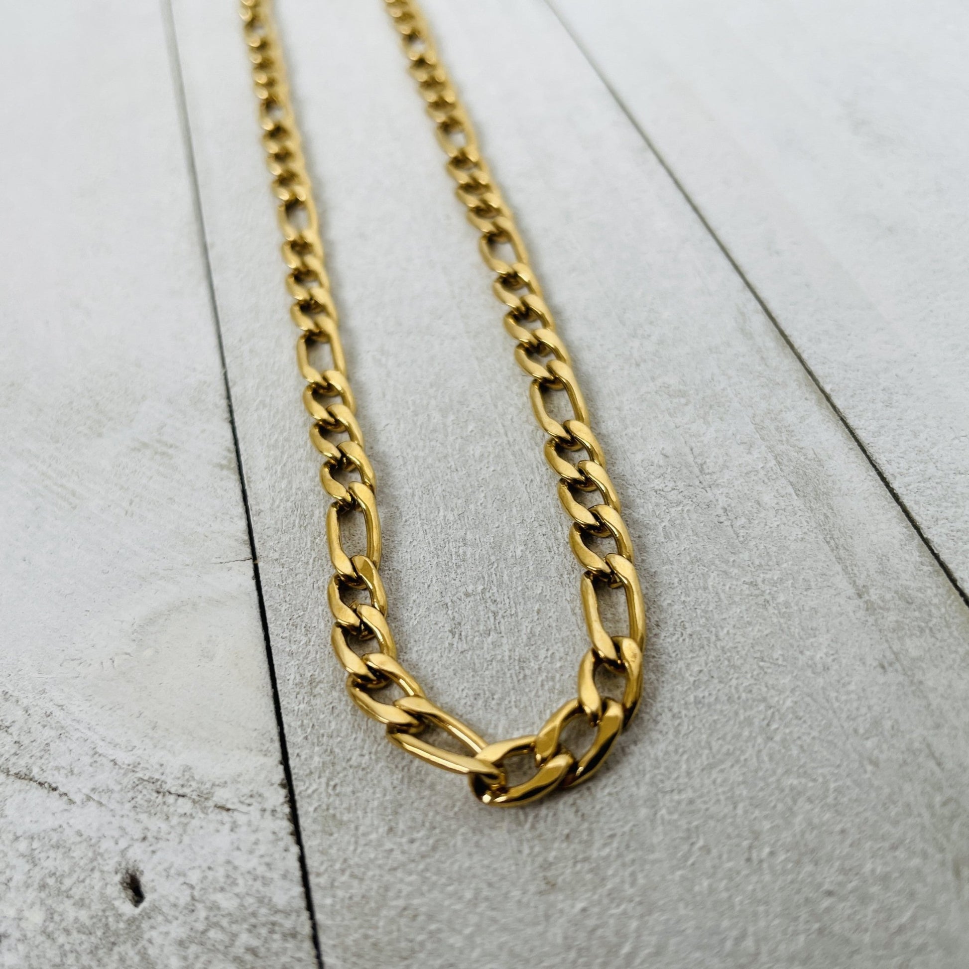 Personalized 4mm Gold Figaro Chain - HimleyJewelry